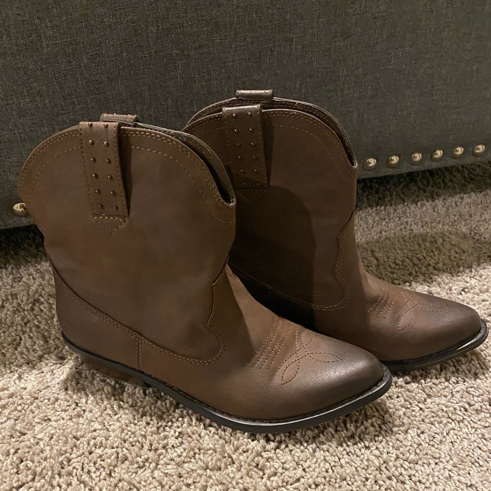 Miranda lambert booties